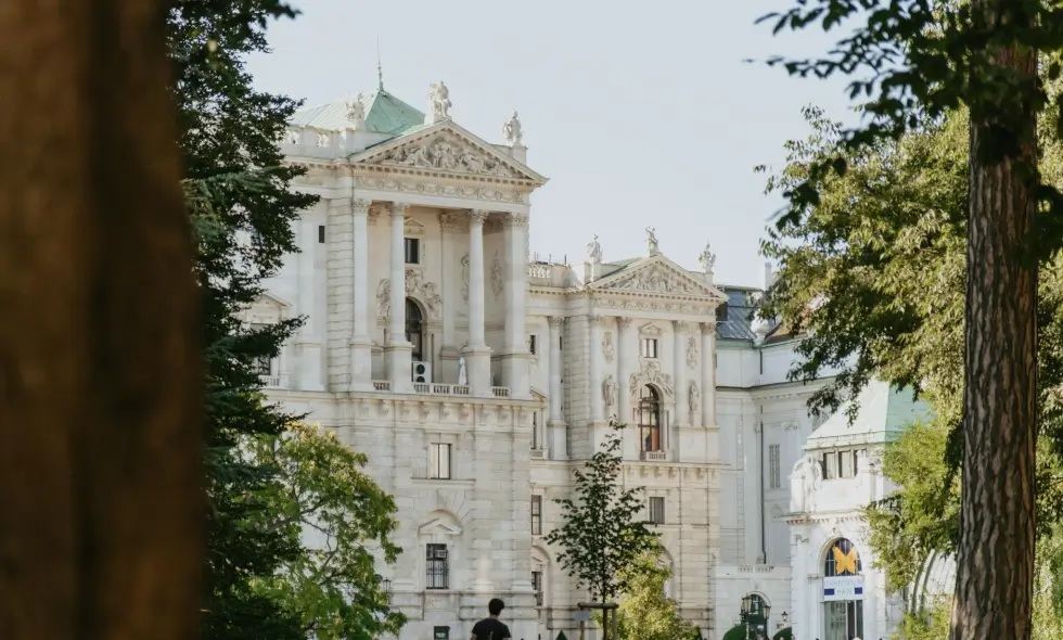 Călătorie în Austria pe autostradă – Achiziționarea vinietei și destinații