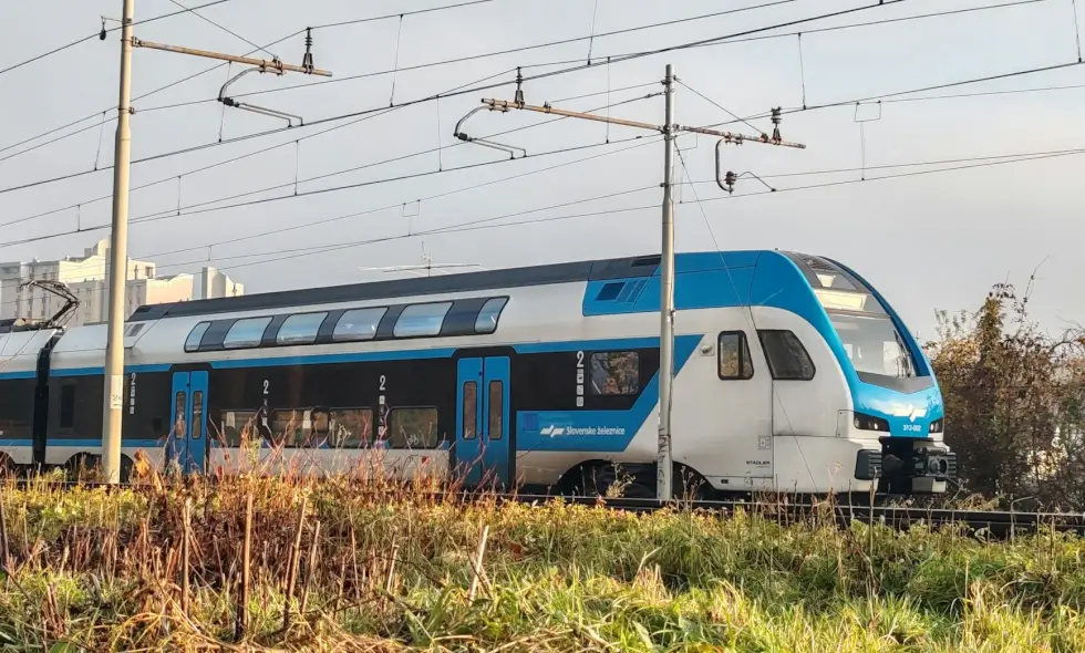 Călătorii pe autostrăzile din Slovenia cu vinietă
